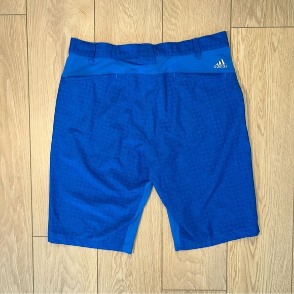 Adidas Straight Fit Blue Shorts Size Large - Picture 2 of 2